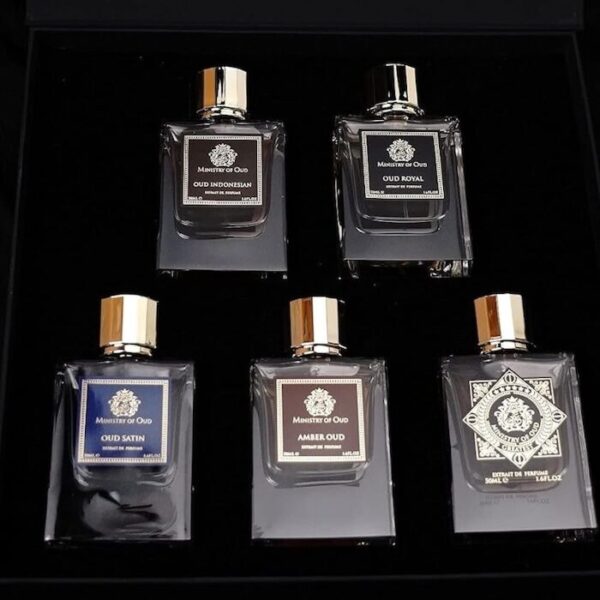 Ministry of Oud Luxury Collection 5 Piece Gift Set - Image 4
